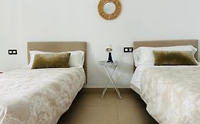 Victoria Beach Premium